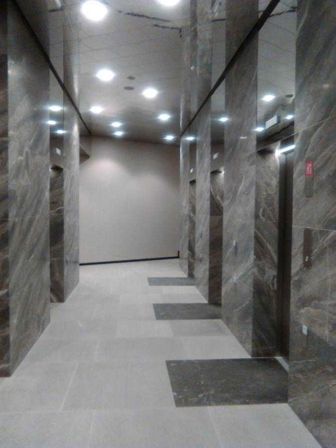 Ferienwohnung Panoramaview/31Thfloor!/Luxury/Wifi/Parking Pressburg Exterior foto